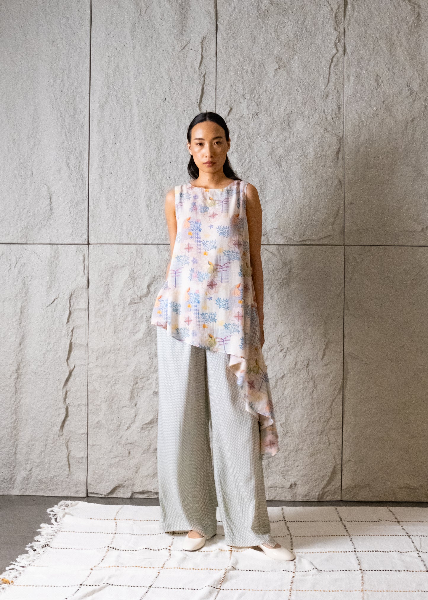 Jolie Assymetrical Top Set