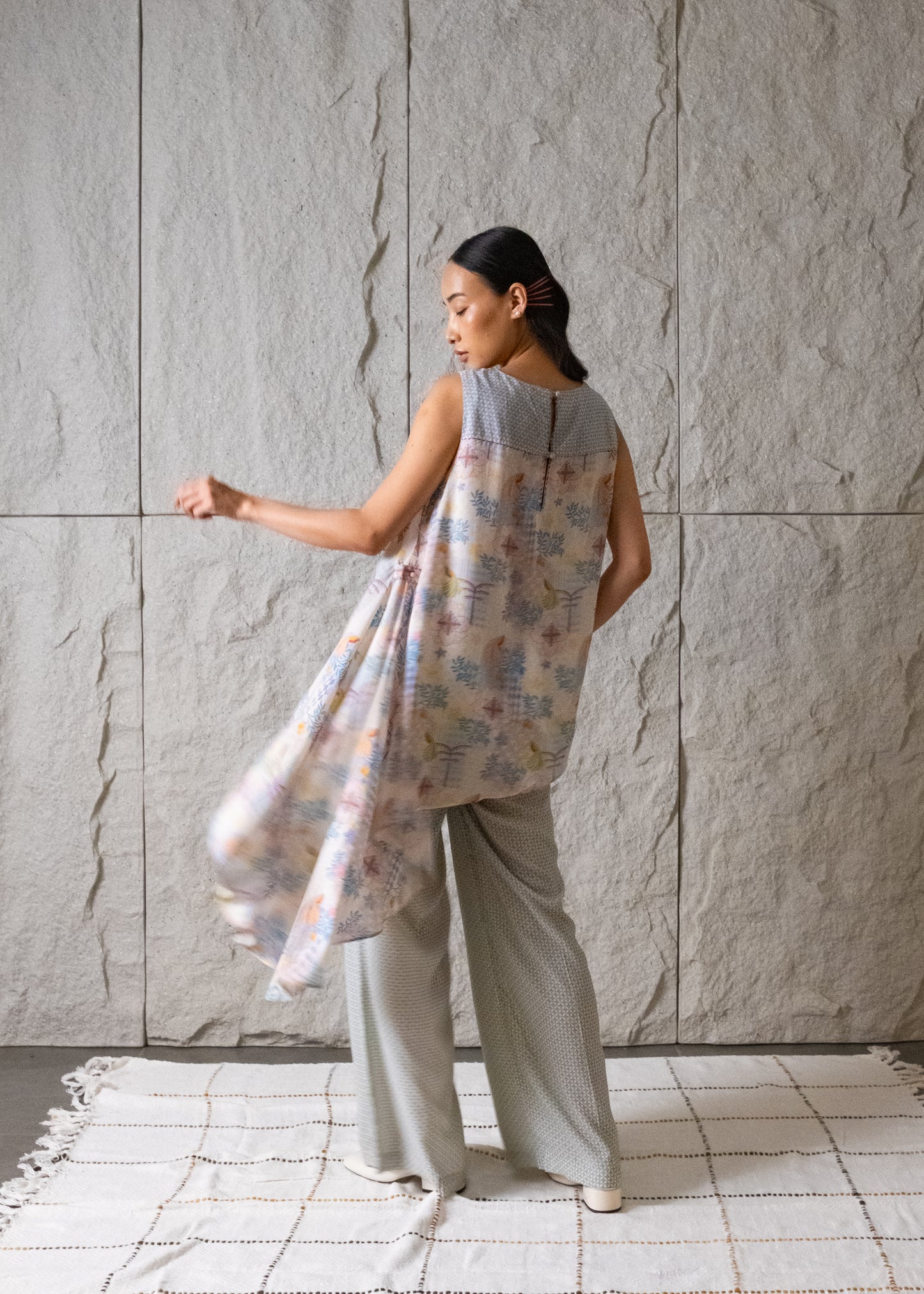 Jolie Assymetrical Top Set